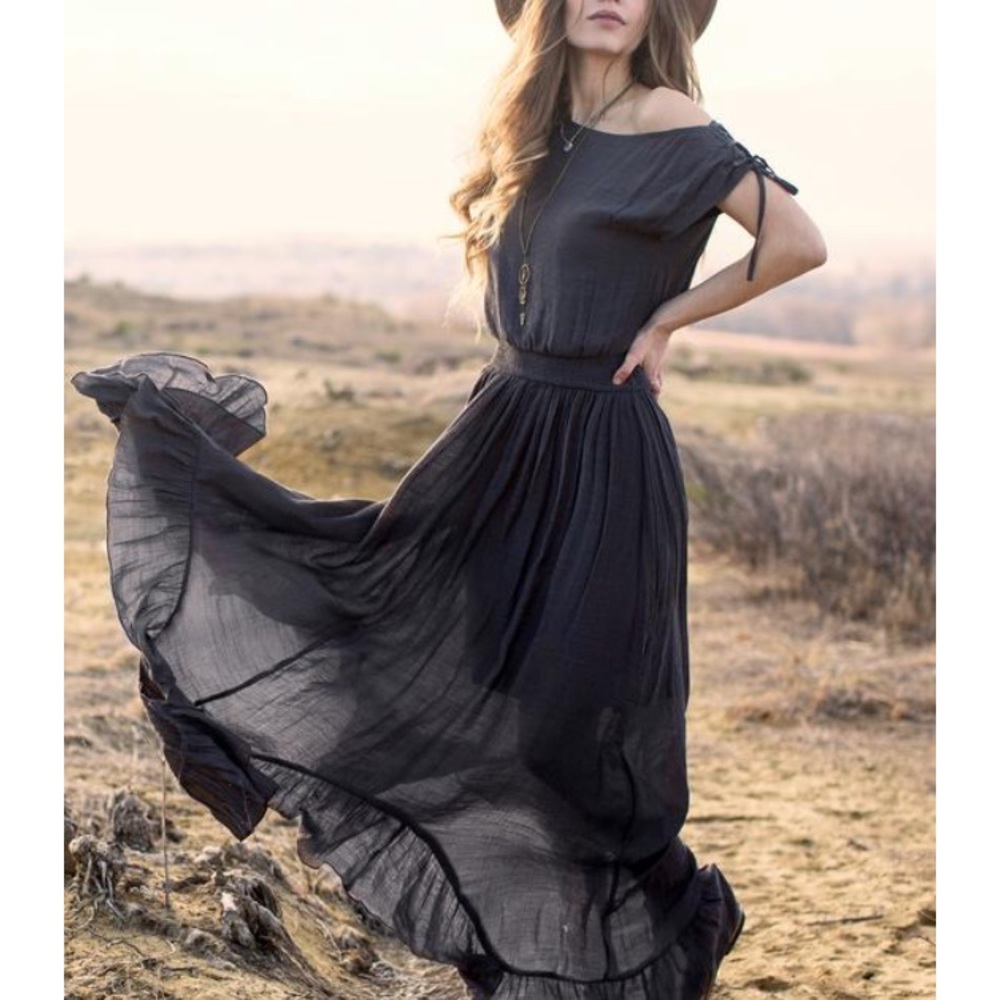 Grey shoulder ties dress with flowy bottom